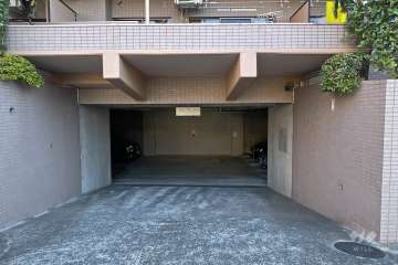 敷地内駐車場（屋内平面式）