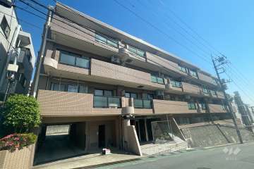 マイキャッスル宮前平の外観（南西側から）　　