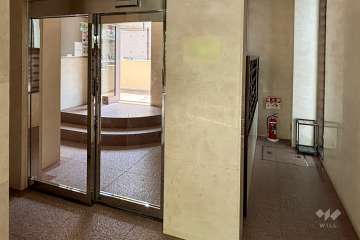 エントランスホール