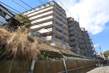 鷺沼東パークホームズ弐番館の外観(南東側から)