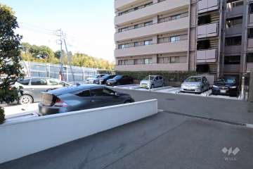 敷地内駐車場（屋外機械式）