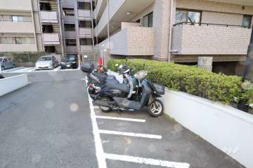 バイク置き場