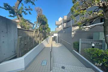 エントランスアプローチ