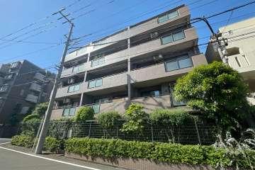 藤和シティホームズ鷺沼小台の外観（南側から）　