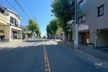 敷地北西側の前面道路　