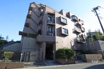 オーベル鷺沼の外観（北西側から）