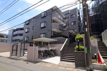 エクセレントハイツ鷺沼の外観(北西側から)