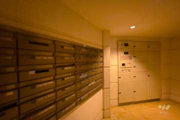 宅配ボックスと共用ポスト