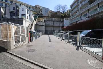 敷地内駐車場（屋外機械式）