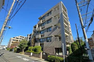 東急ドエルファーレ鷺沼の外観（南側から）