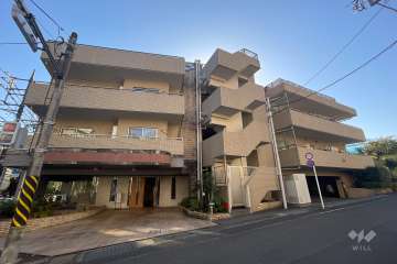 ヴェルビュ鷺沼パークサイドの外観（北東側から）