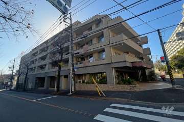 ヴェルビュ鷺沼パークサイドの外観（北東側から）