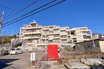 グリーンテラス野川台の外観（南東側から）