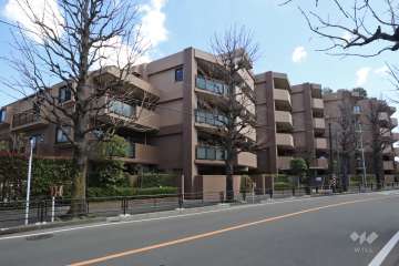 藤和シティホームズ鷺沼ガーデンプロトの外観(西側から)