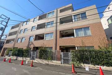 アルス鷺沼プラシアスの外観（北東側から）