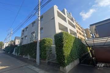 フローレンスパレス宮前平の外観（北西側から）