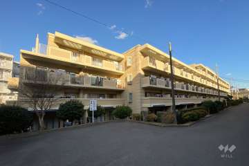 グランシティユーロレジデンス宮前の外観（南西側から）