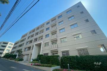 ブリリアヒルズ宮前平の外観（南西側から）　