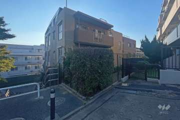 ランドシティたまプラーザブリティッシュガーデンの外観（北東側から）