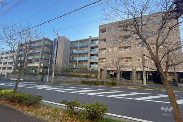 ライオンズたまプラーザ美しの森の外観（北西側から）