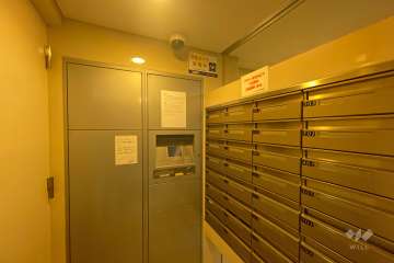 宅配ボックスと集合ポスト