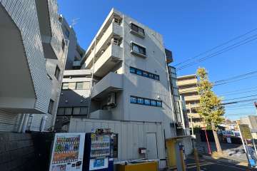 リーセントパレス宮崎の外観（南東側から）