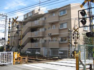 三条南マンションの外観（北西側から）