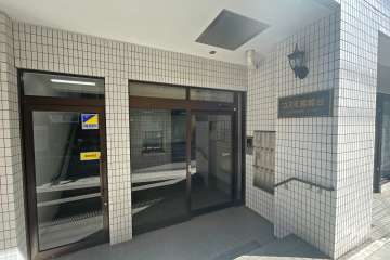 エントランス（オートロック付き）