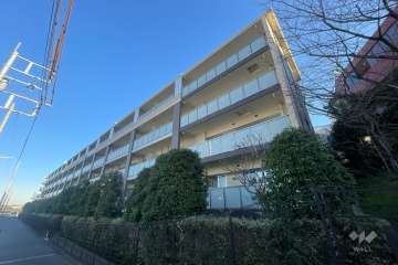 ドレッセ鷺沼の杜プライムフォレストの外観（南西側から）