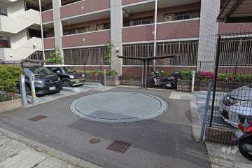 敷地内駐車場（屋外機械式）