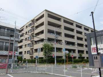 フロントレジデンス西宮北口の外観（南西側から）