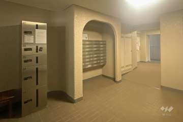 宅配ボックスと共用ポスト　