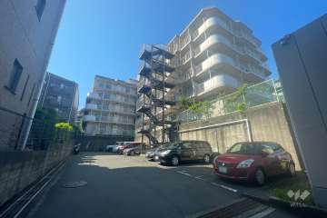 敷地内駐車場（屋外平面式）　