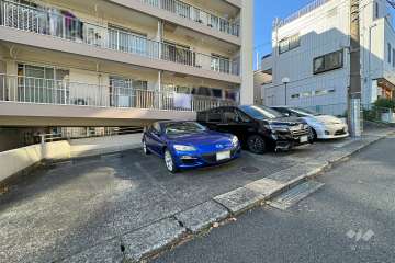 敷地内駐車場（屋外平面式）　