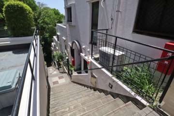 ベルヴィル向ヶ丘遊園の外観（東側から）