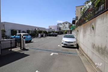 敷地内駐車場（屋外平面式）