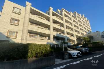 たまプラーザスカイマンション東館の外観（北西側から）　