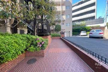 エントランスアプローチ