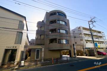 イトーピア鷺沼マンションの外観（北東側から）