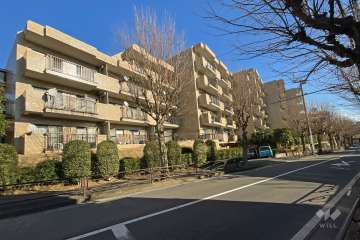 鷺沼公園スカイマンションの外観（西側から）
