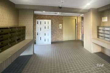 エントランスホール