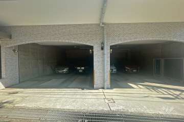 敷地内駐車場（屋内平面式）