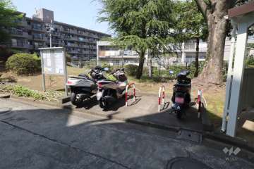 バイク置き場
