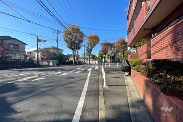 敷地南西側の前面道路　