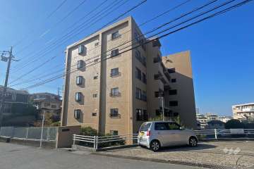 鷺沼ローラスの外観（北東側から）