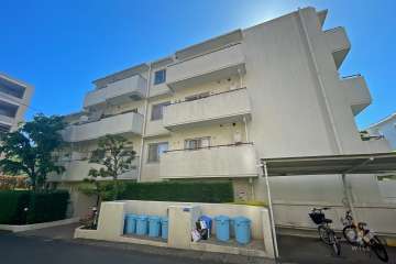 宮崎台パークホームズの外観（西側から）