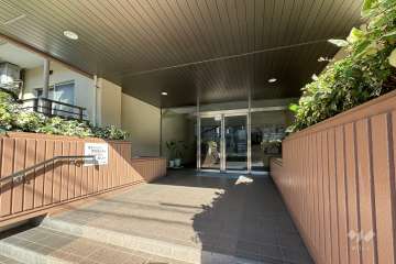 エントランスJPG