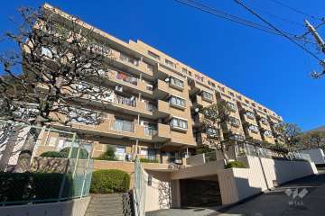 ライオンズマンション宮崎台第８の外観（南西側から）