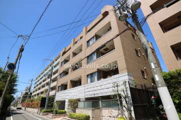 ウォームスヴィル甲子園口北町の外観（南東側から）