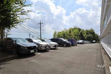 敷地内駐車場（屋外平面式）